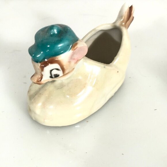 Vintage  Ceramic Squirrel Boot Mini Gift Miniature Animal VTG Chipmunk Shoe Box - Picture 3 of 4